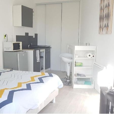 Appartement Studio cozy tout confort chez l'habitant à La Roche-sur-Yon Extérieur photo